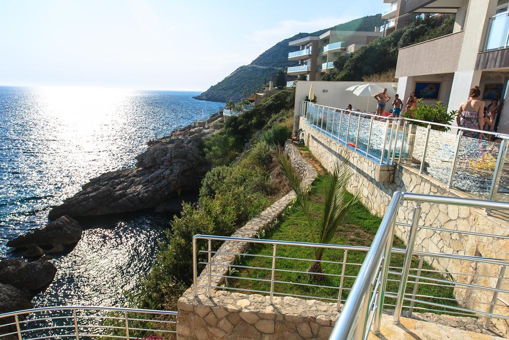 Nautilus Apartments Добра вода Екстериор снимка